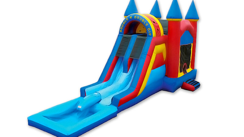 Rentable bouncy castle with water slide or dry slide and pool in Chicago.